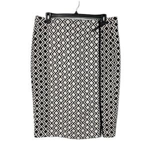 Lane Bryant Pencil Skirt Zipper Accent Geometric Print Size 20 BlackWhite Career